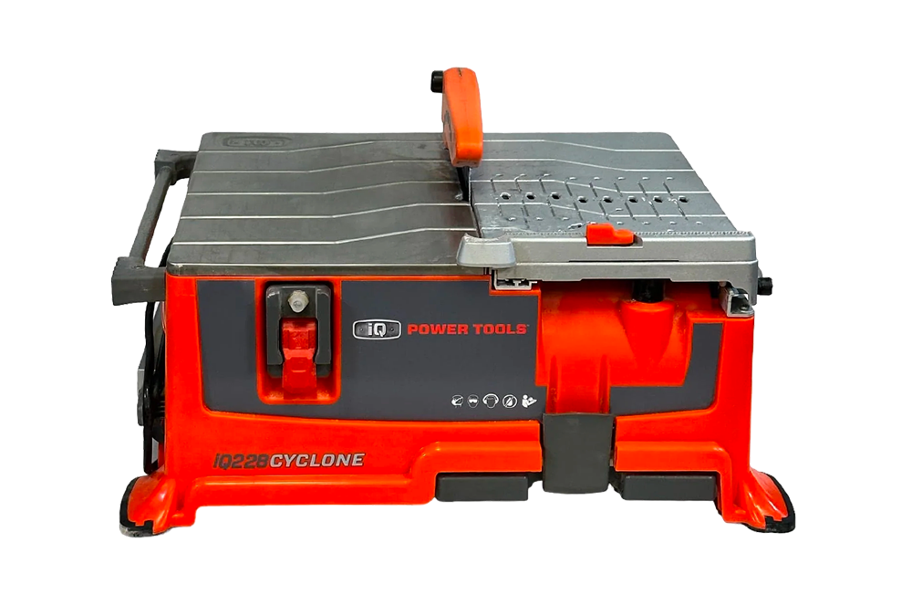 iQ228 CYCLONE Dust-Control Saw